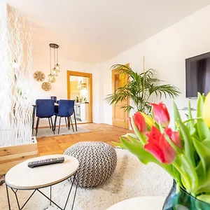 Mit 2 - Ideal Für Familien&gruppen Ferienhaus Burgkunstadt
