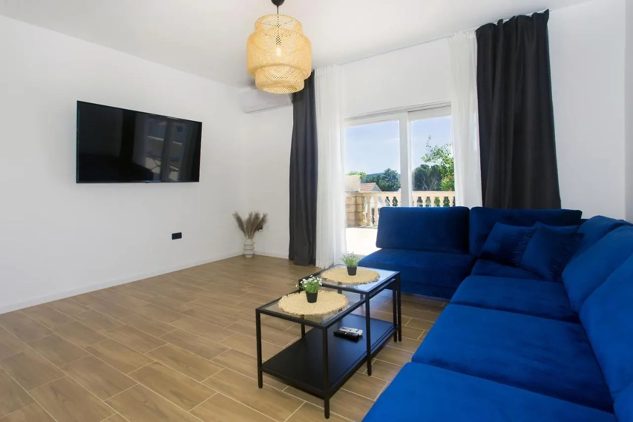 Kaštela Angolo Apartments
