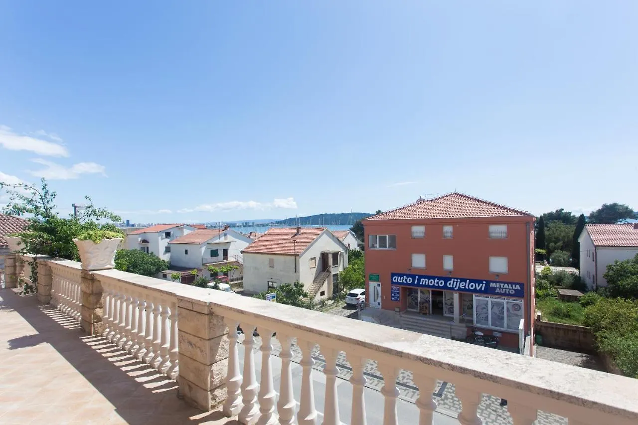 Kaštela Angolo Apartments